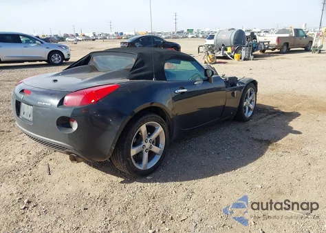 2006 Pontiac Solstice z USA, uszkodzony, nr VIN 1G2MB33B06Y111236